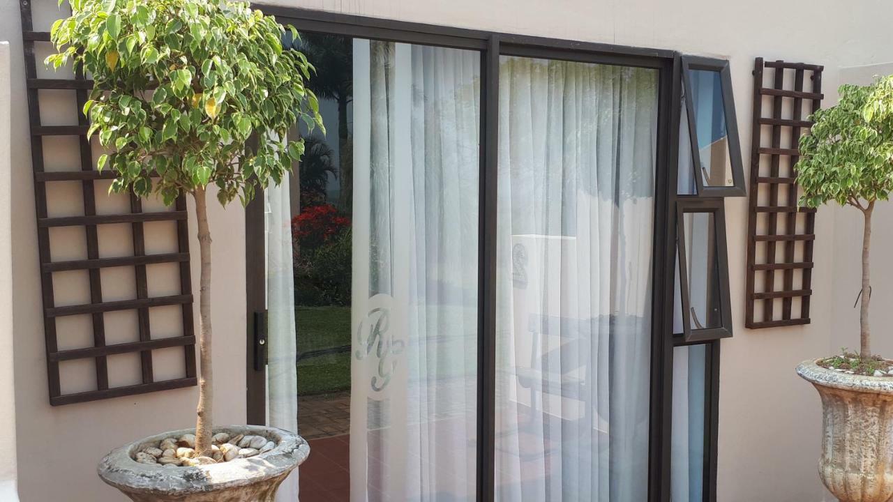 Rosegarden Guesthouse Pongola Eksteriør bilde